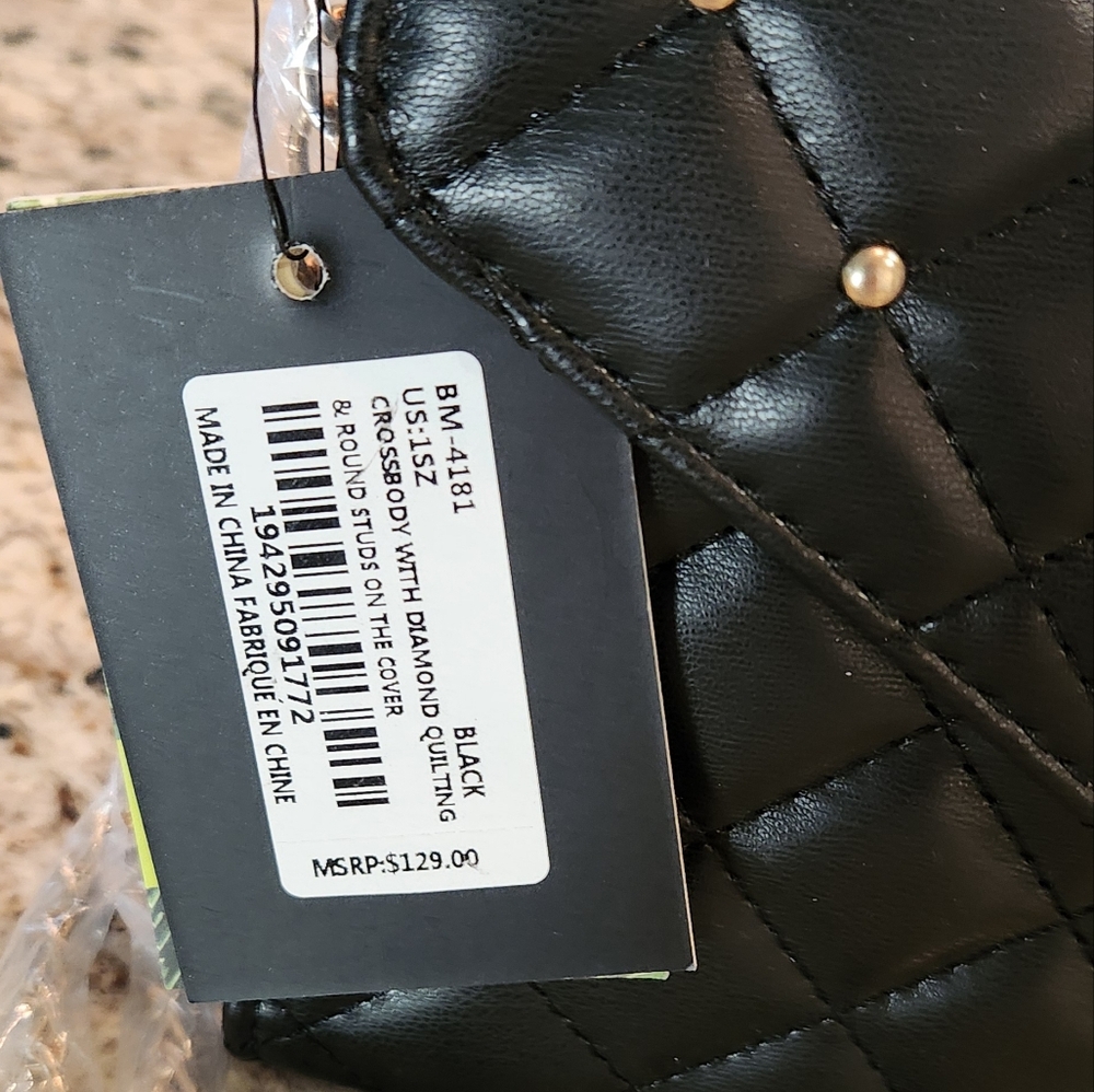 ❌SOLD❌ Studded Diamond Quilt Crossbody Bag $129 - Picture 8 of 12